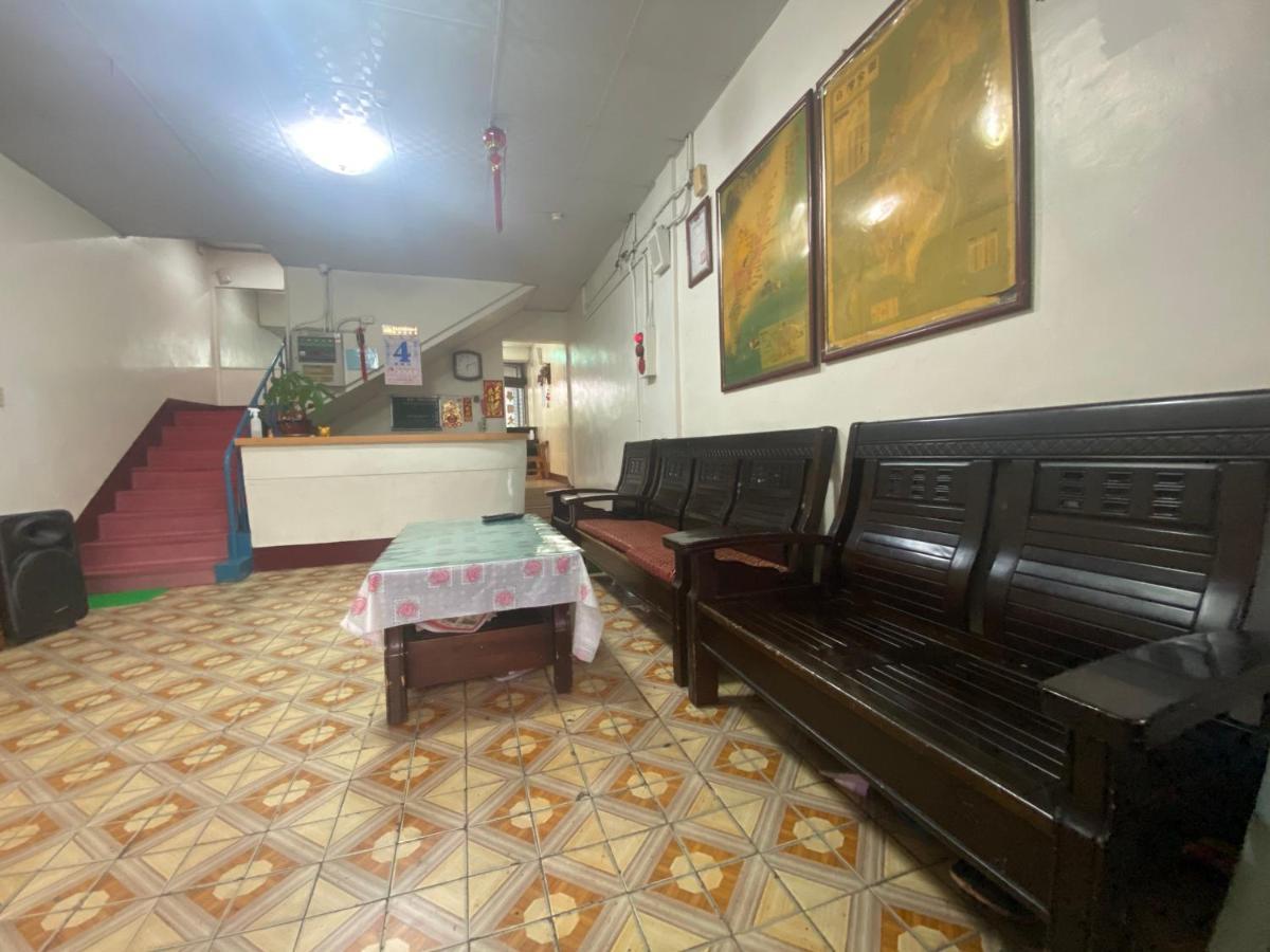 Отель Wayu House Dawu Экстерьер фото