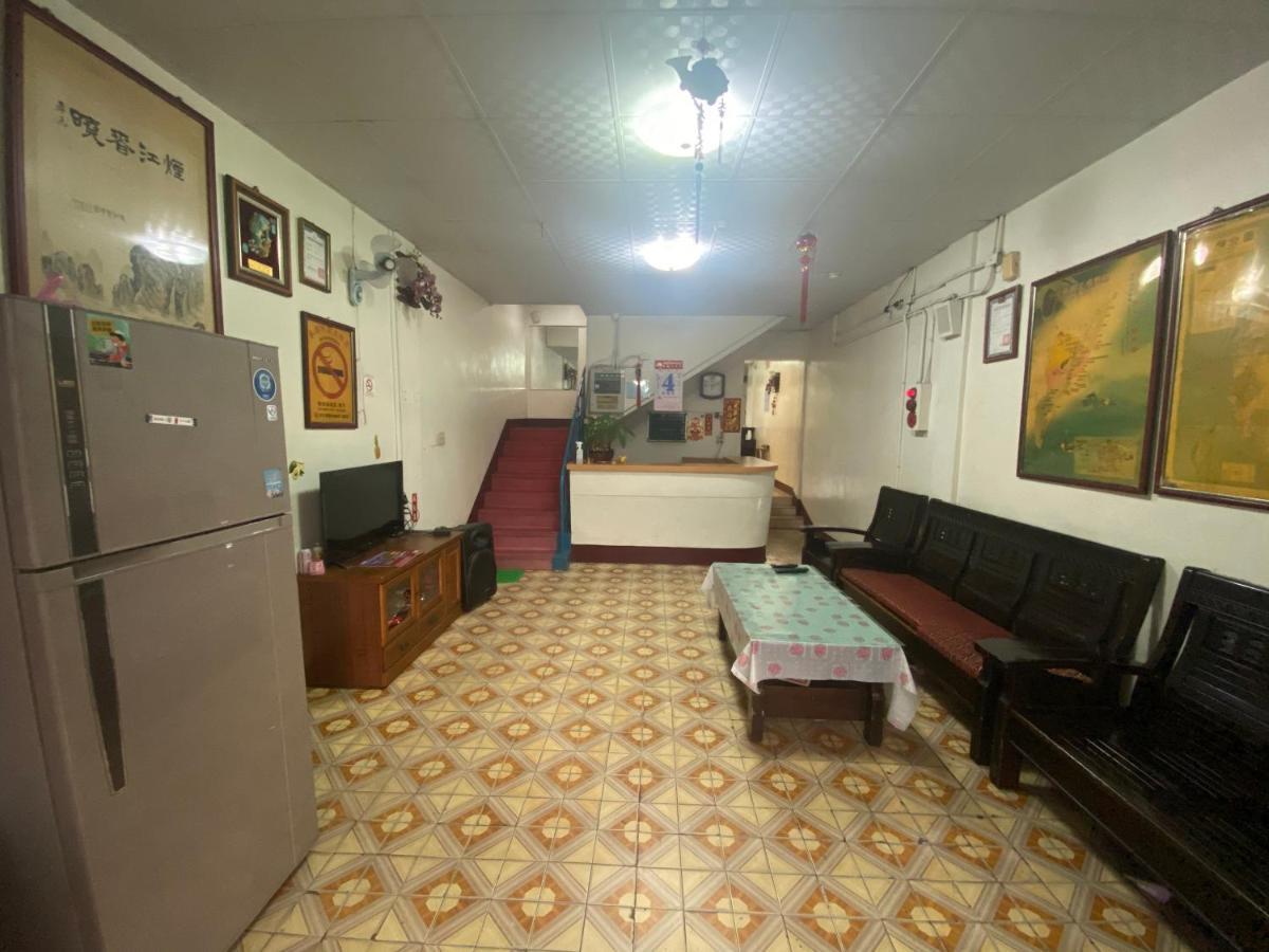 Отель Wayu House Dawu Экстерьер фото